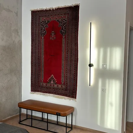 Lujza B 41 * בודפשט